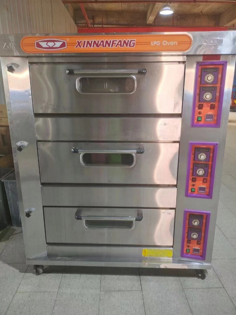 新南方烤箱YXD60C三层六盘仪表板烤箱